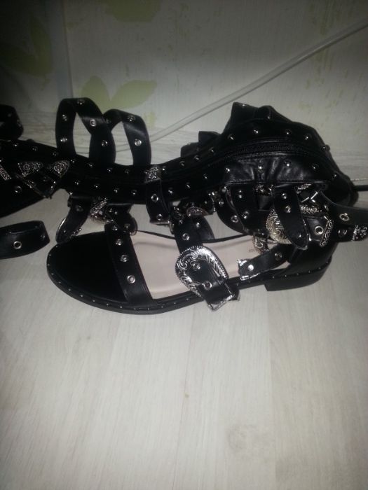 Sandale romane,negre