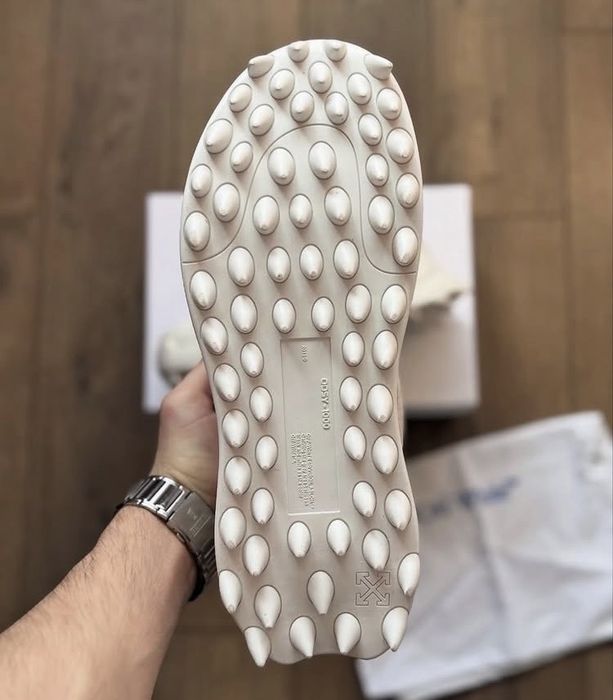 Off White Odsy 1000