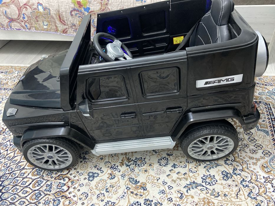Mercedes amg для детей