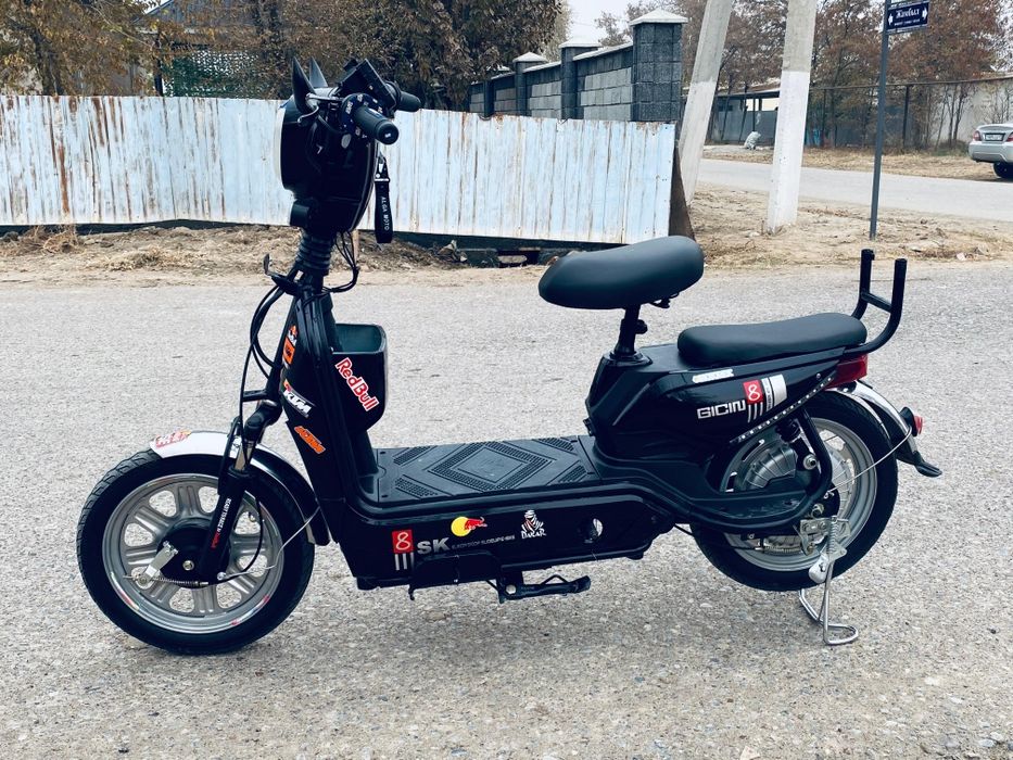 Скутер с гаранти