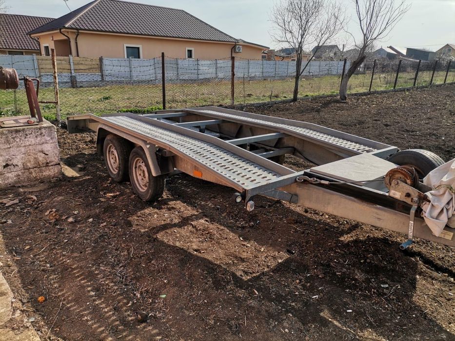 Platformă auto de vânzare – GATA DE MUNCĂ!