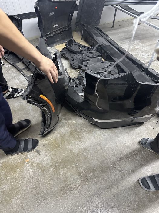 Бмв Х7 фары, бампера, решетка оригинал