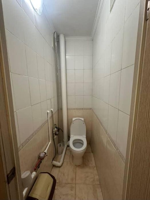 Продается - двухкомнатная квартира