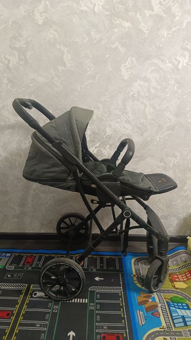 Продам детскую коляску