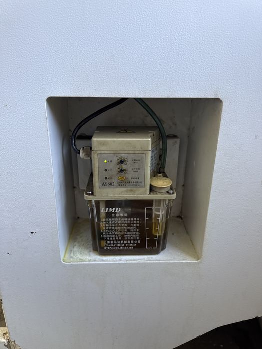 Токарный станок с ЧПУ