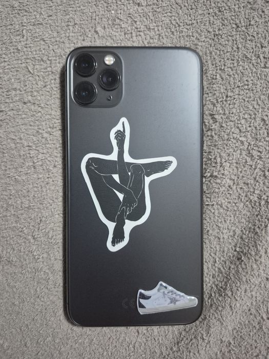 Продам айфон 11 про макс