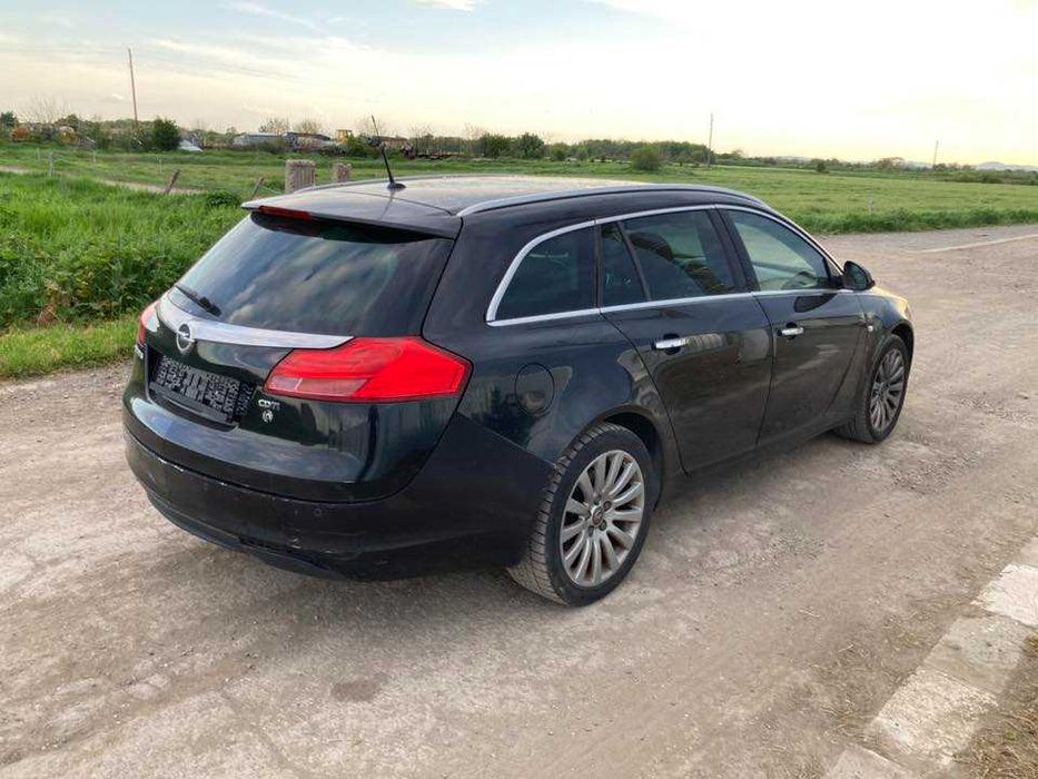 Opel insignia a Опел инсигния 2.0дизел a20dth на части