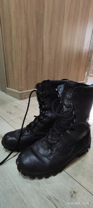 Продам берцы 41р