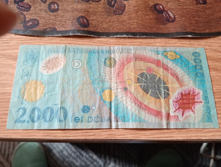 Vând bancnotă de 2000 lei din 1999 cu eclipsa de soare .Preț 4000 Ron