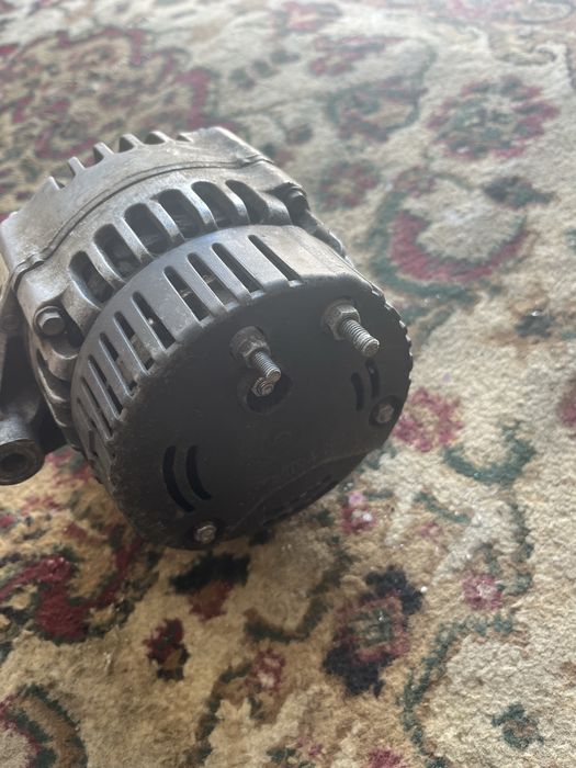 Продам генератор на ваз