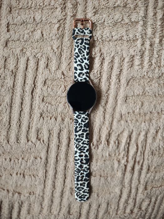 Vand Samsung Galaxy Watch4, 40mm, cadou