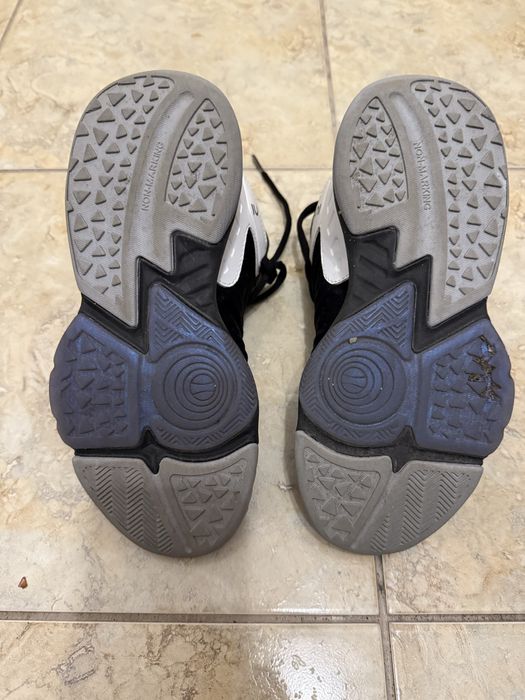 Vand   adidasi de baschet pt copii Tarmak Nr : 32