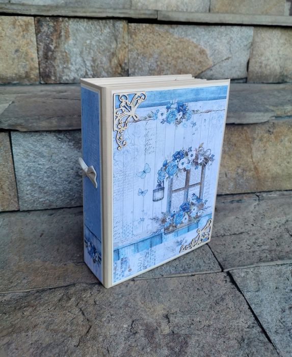 Албум за 100 снимки