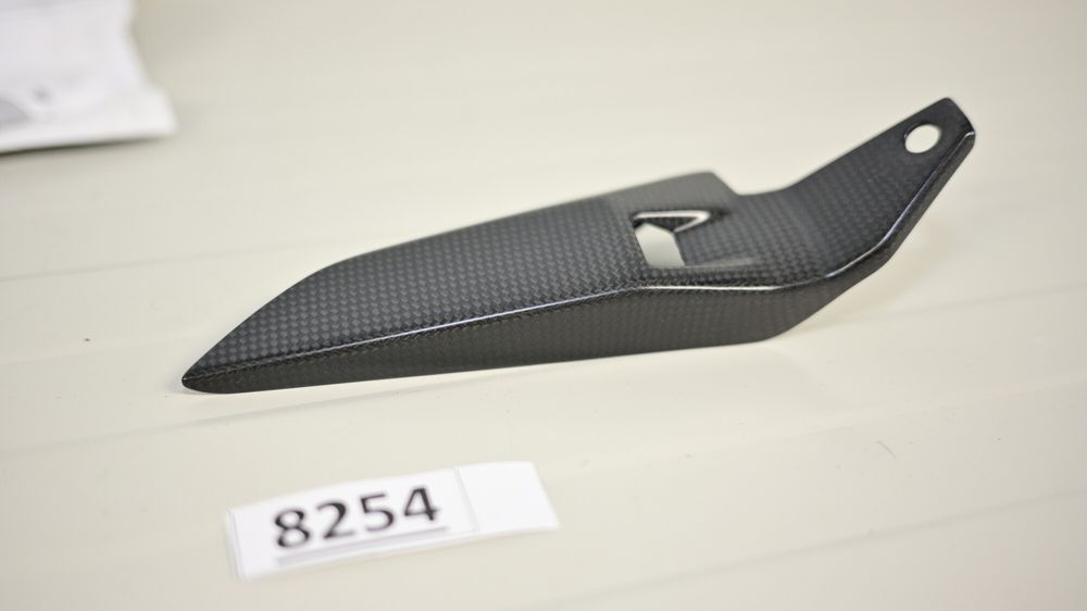 Aripa protectie lant carbon Ducati Performance 899 959