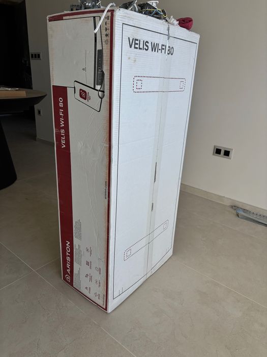 Гаранционен слим бойлер Ariston Velis Wi-FI 80
