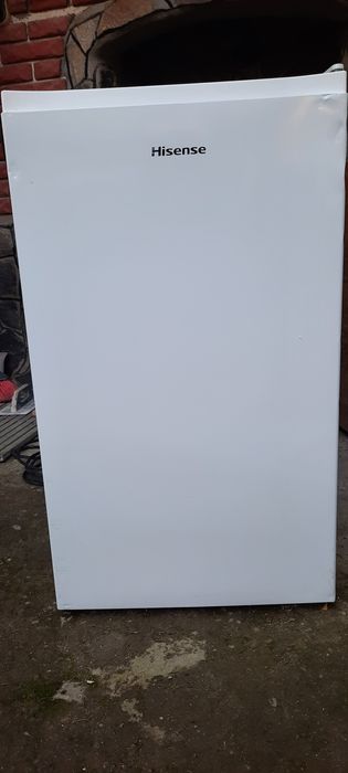 Хладилник хайсенс