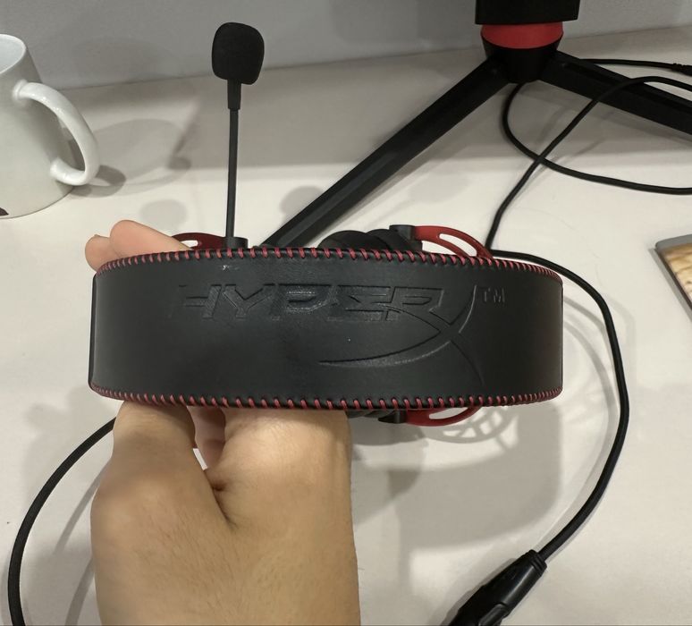Продам HyperX Cloud Alpha 2