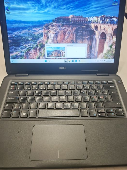Dell Latitude 3310 i3-8145U 8 GB RAM 256 GB