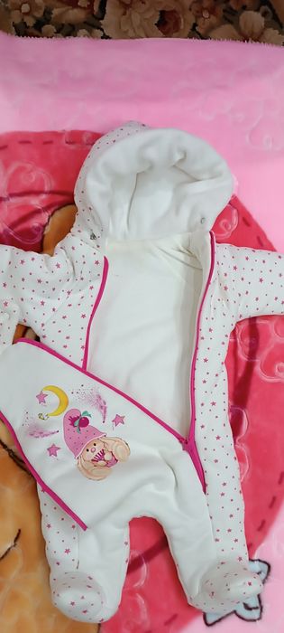 Комбинезон для новорожденных