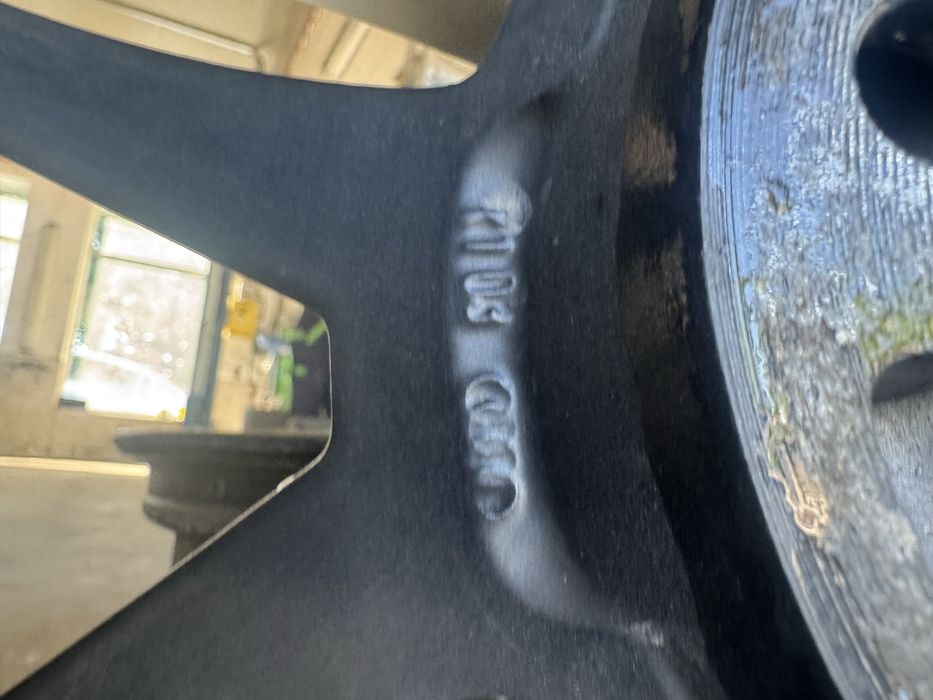 Speedline19 Momo 255 35 19