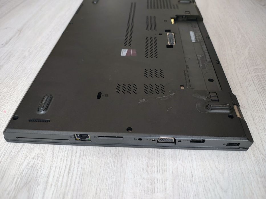Laptop Lenovo T550 - i5 gen5 - 8gb - 180gb ssd