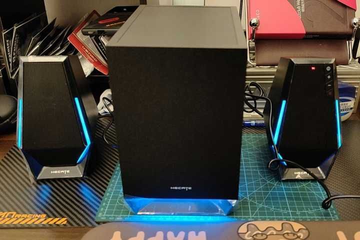 продам новый Edifier G1500 MAX/Bluetooth 5.3/AUX 3.5 мм mini jack/RGB