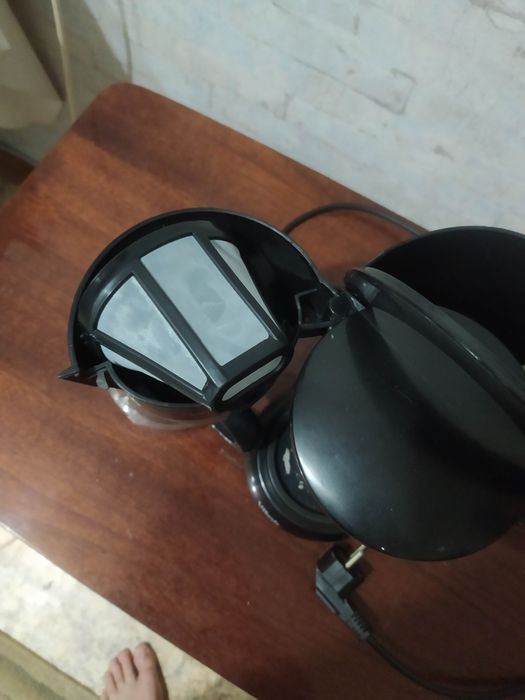 Продаю кофеварку