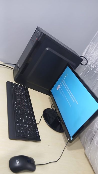 продам работает 15000 тенге