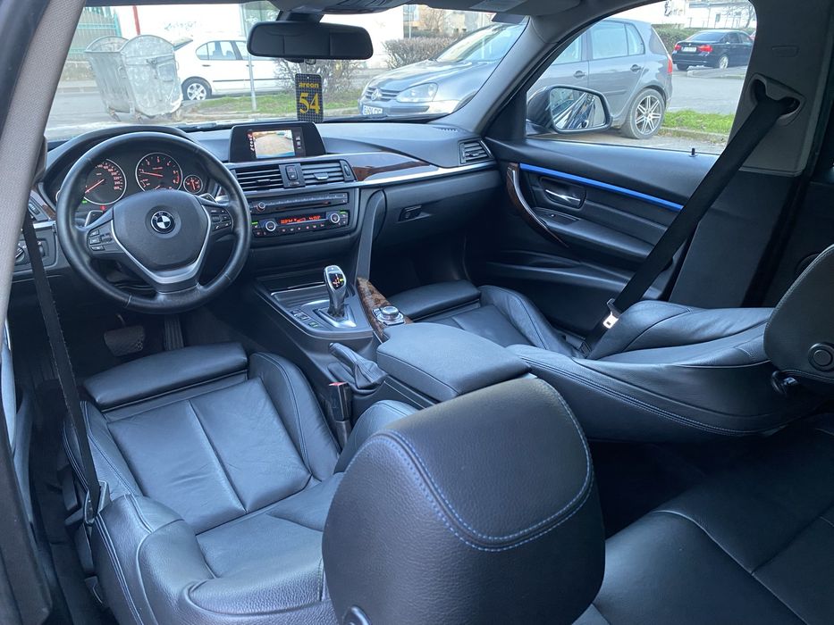 BMW 320d F30 SPORT Navi Bi-xenon Cutie automat