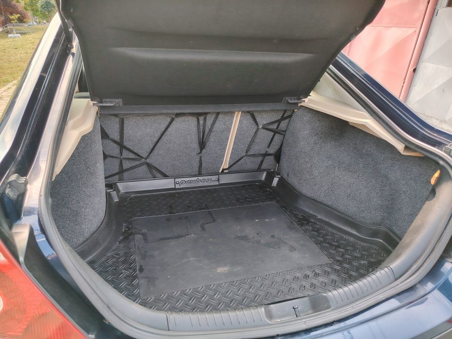 Vând Ford Mondeo