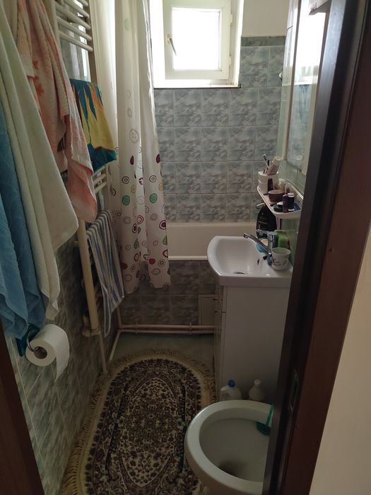 Vînd apartament doua camere semi etaj 3 bloc izolat alea .Amurguluinr1 Dorohoi — fotografia 2