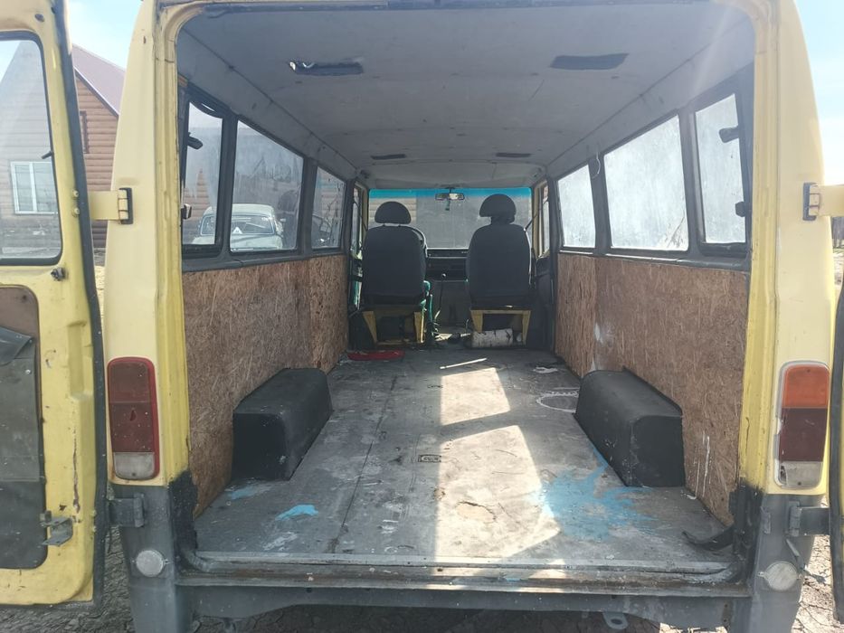 Бусик        мерседес