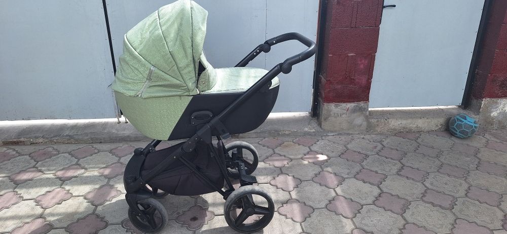 Продам коляску 50 000