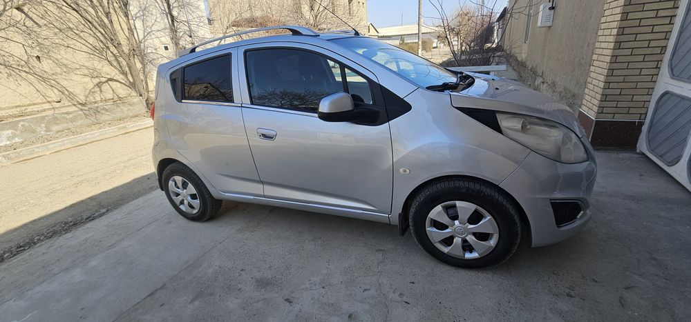 Spark 2015 yil 3 pazitsiya yevro