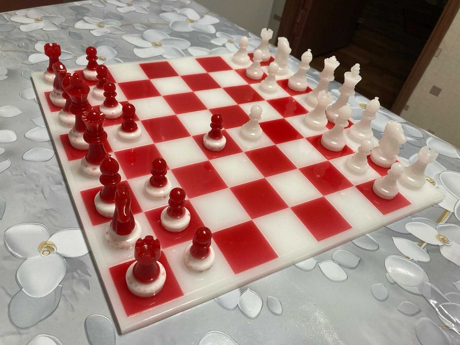 Продам очень крутые - Шахматы !!!