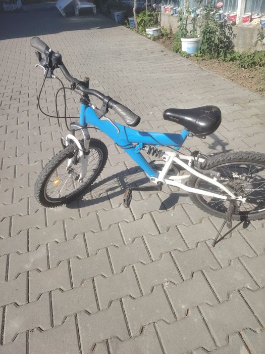 Bicicletă copii între 5-8 ani