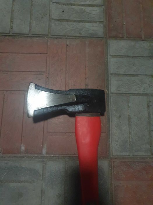 Топор хороший Gerad