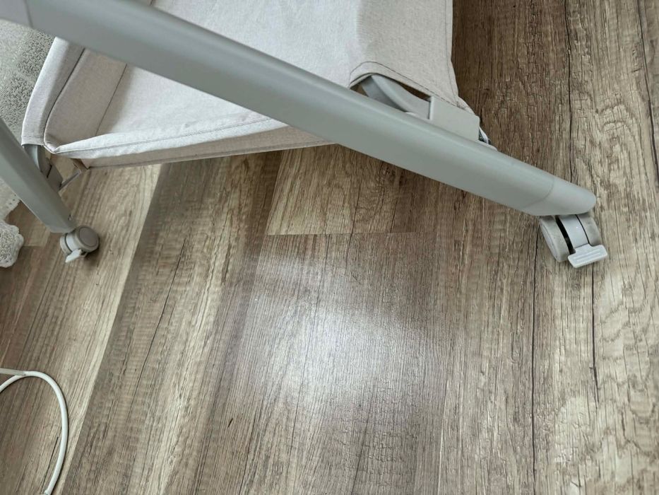 Бебешка кошара Lionelo Leonie 3в1,люлееща се