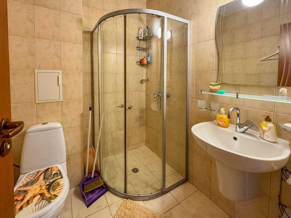 Комфортен двустаен апартамент с тераса в Rutland Bay, Равда