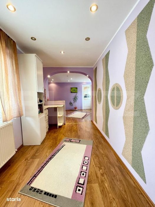 Vila cu foisor si cabana, Suceava zona centrala