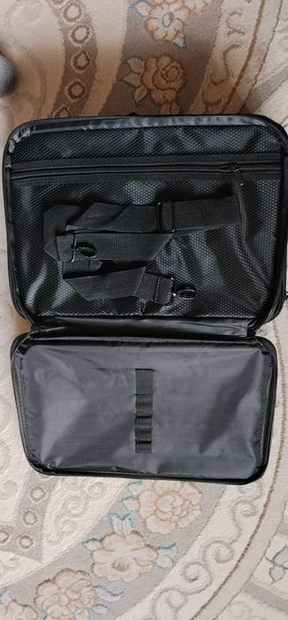 Продам сумку-органайзер для косметики