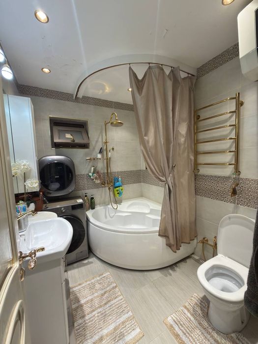 3/4:4 Дархан Кара Ниязова 77серия 72кв.  Евроремонт мебель техника