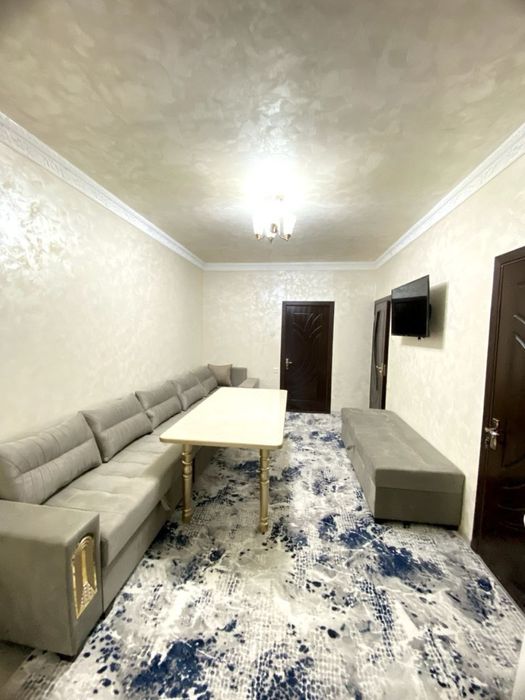 Chilonzor 19 2/4/4 srochni sotiladi