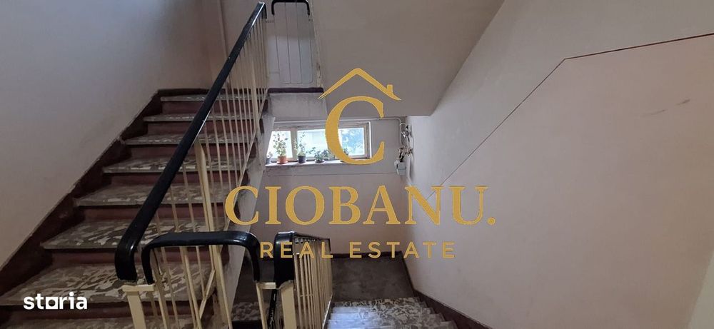 Apartament 3 camere etaj 2/4 DECMOMANDAT zona Rovine