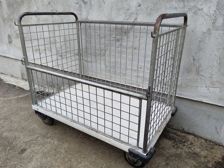 Стара Соц Товарна Количка Панелна Товарна Количка За Складове.