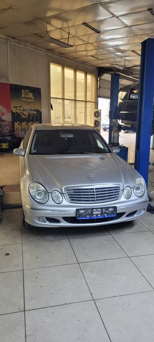 Ремонт ходовки, двигателя мерседес.