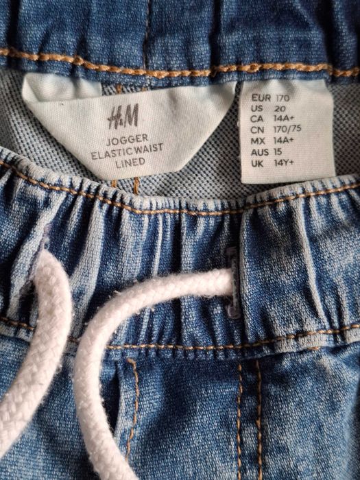 Почти нов детски лот от дънки H&M и тениска - размер 164/170 см