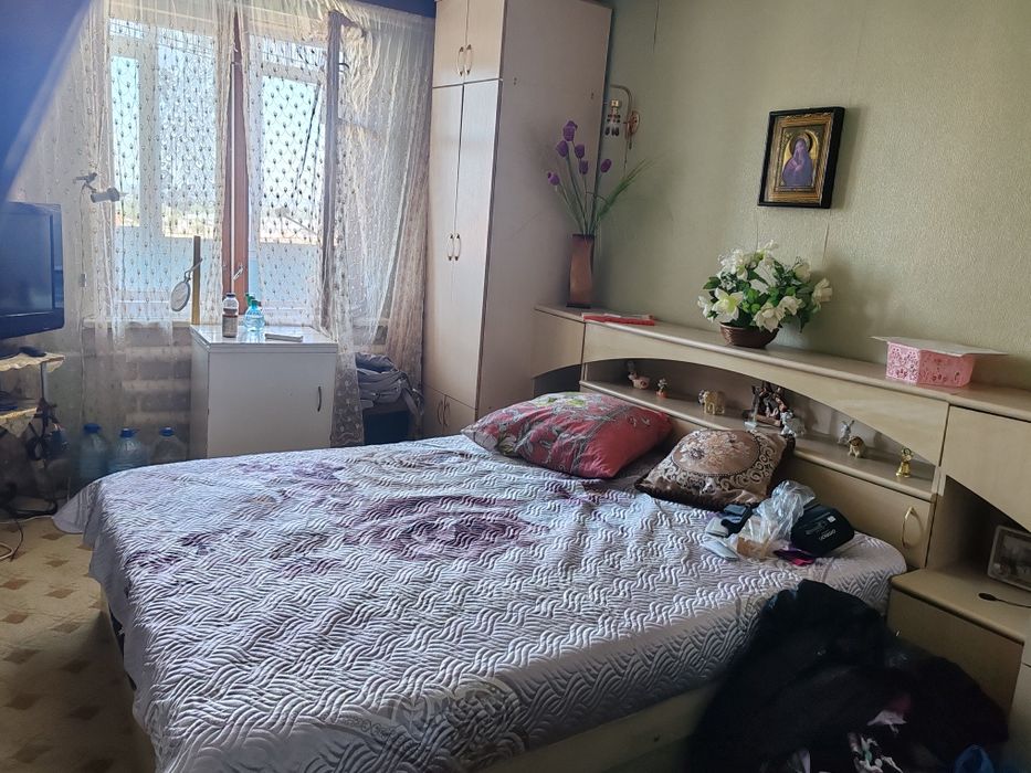 Продам двухспальную кровать