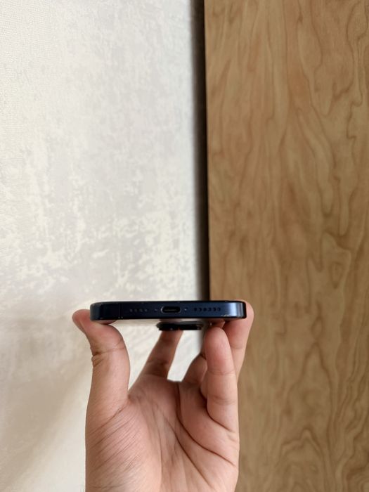 iPhone 15 Pro Max 256Gb - В отличном состоянии