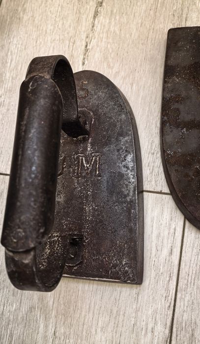 Fier de călcat Vintage & Retro